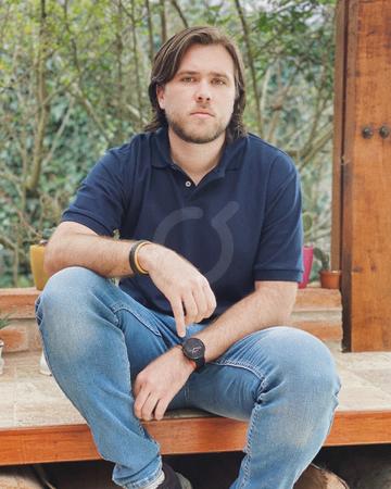 Camiseta polo hombre/unisex con cuello, picos y botones nacarados.&nbsp; Manga corta. Pique polialgodon.&nbsp;Cuello y pu&ntilde;os tono a tono. Calidad premium.&nbsp; Hombre/Unisex.

&nbsp;
