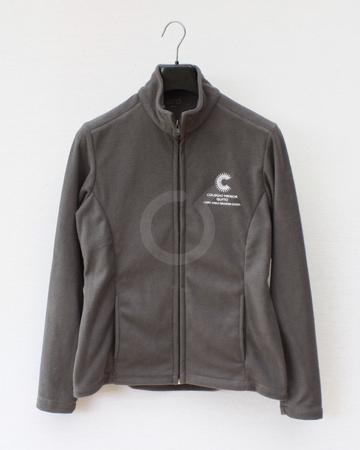 <p>Chompa micropolar con cierre.&nbsp; Bolsillos laterales.</p>

<p>Se puede bordar logo.</p>

<p>Producto bajo pedido, m&iacute;nimo 24 unidades.&nbsp; Pedidos&nbsp;a ventas@ziro.com.ec</p>

<p>&nbsp;</p>
