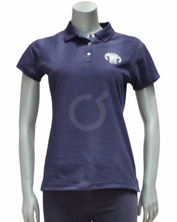 <p>Camiseta polo mujer con cuello, aberturas laterales, botones nacarados y vincha larga.  Manga corta con o sin puños.  Pique polialgodón 50%-50%, tejido normal o nido de abeja.  Calidad premium.  Mujer.</p>

<p>Producto bajo pedido, mínimo 24 unidades.  Pedidos a ventas@ziro.com.ec</p>

<p>Precio varia dependiendo de la cantidad y bordados.</p>
